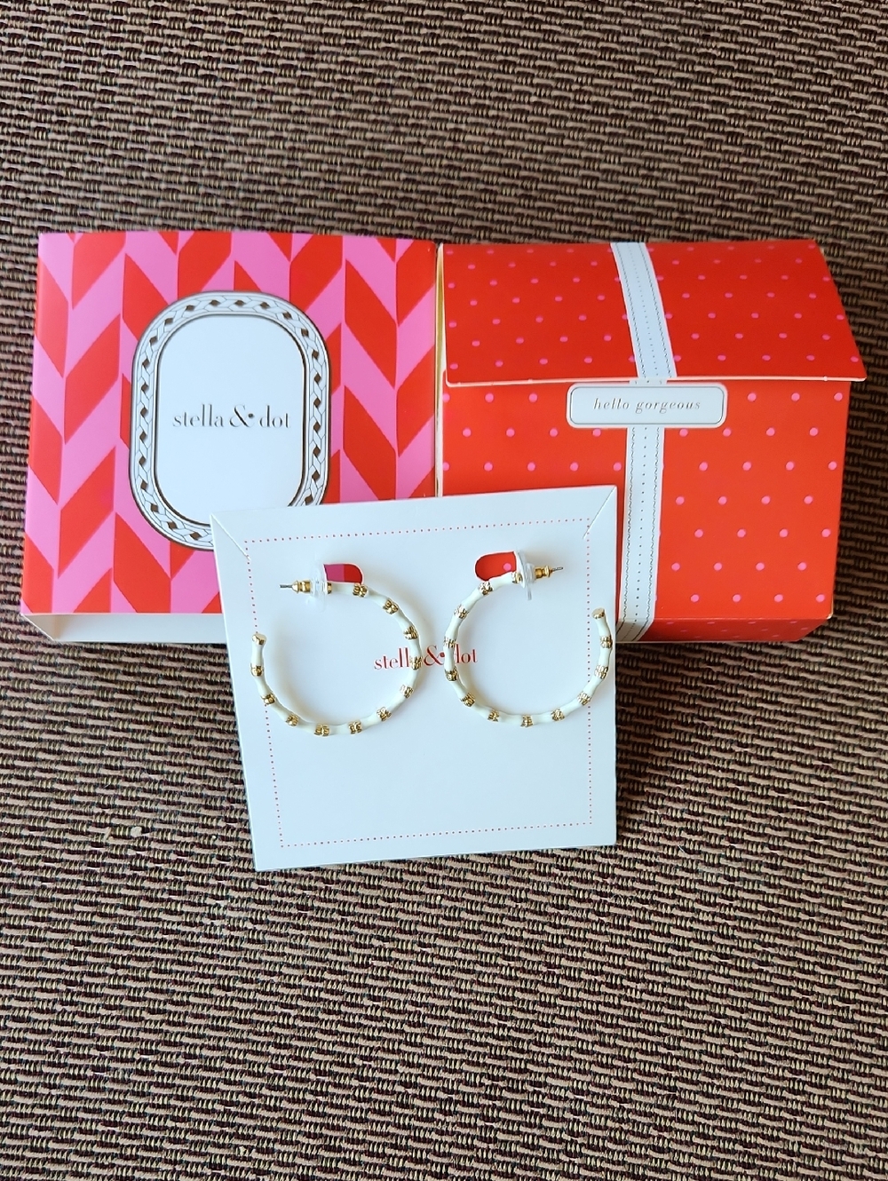 Stella & Dot Ivory Hoop Earrings with Gold Accents- Betty Hoops